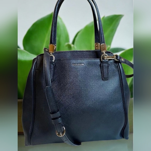 Coach Handbags - Coach Minetta Crossgrain Leather Satchel/Crossbody Handbag Coach